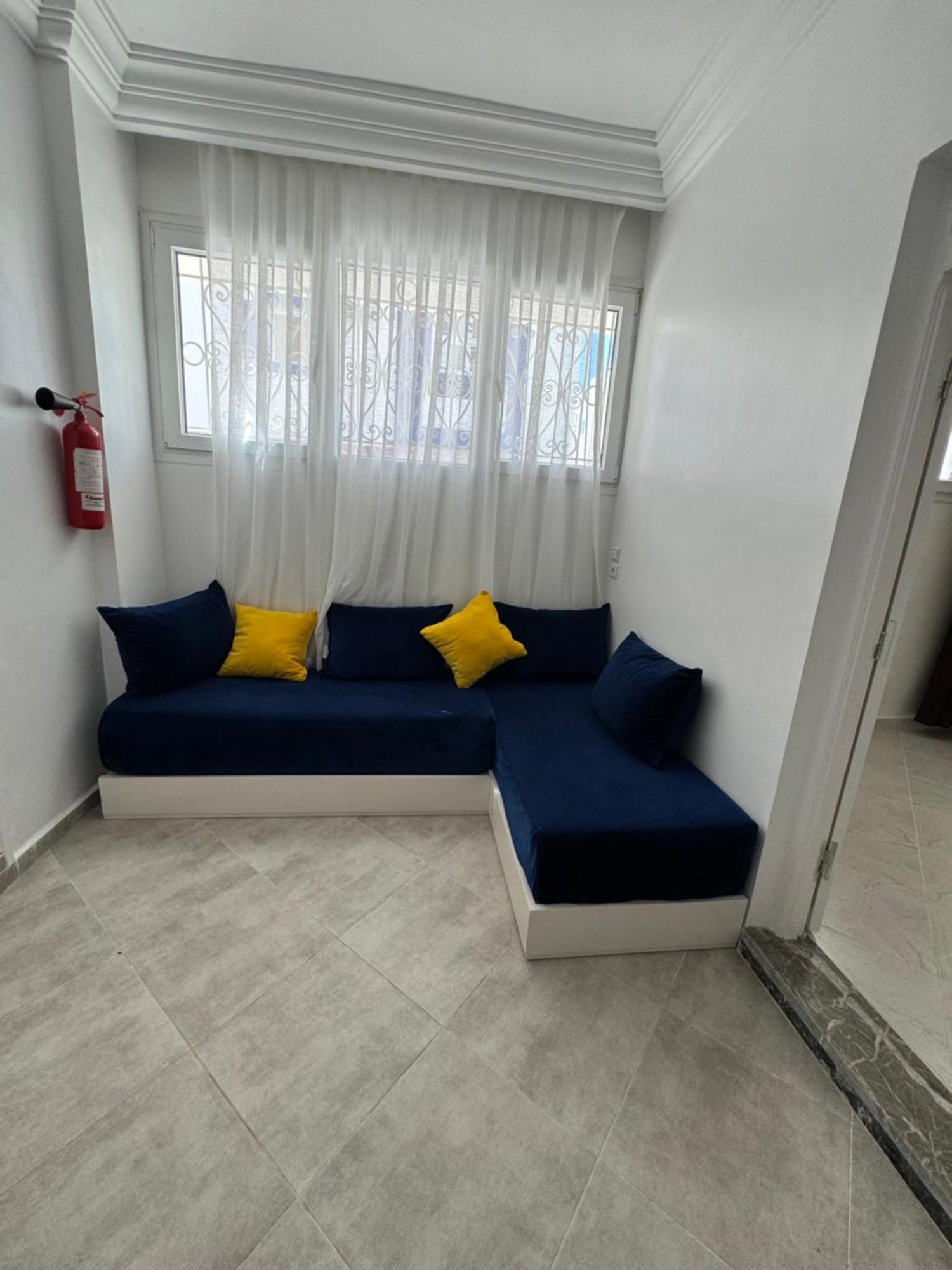 Simi Home Szavíra Kültér fotó
